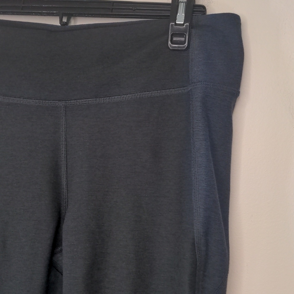 Outdoor Voices Compression Two-Toned Navy Blue Legging small - Picture 5 of 9